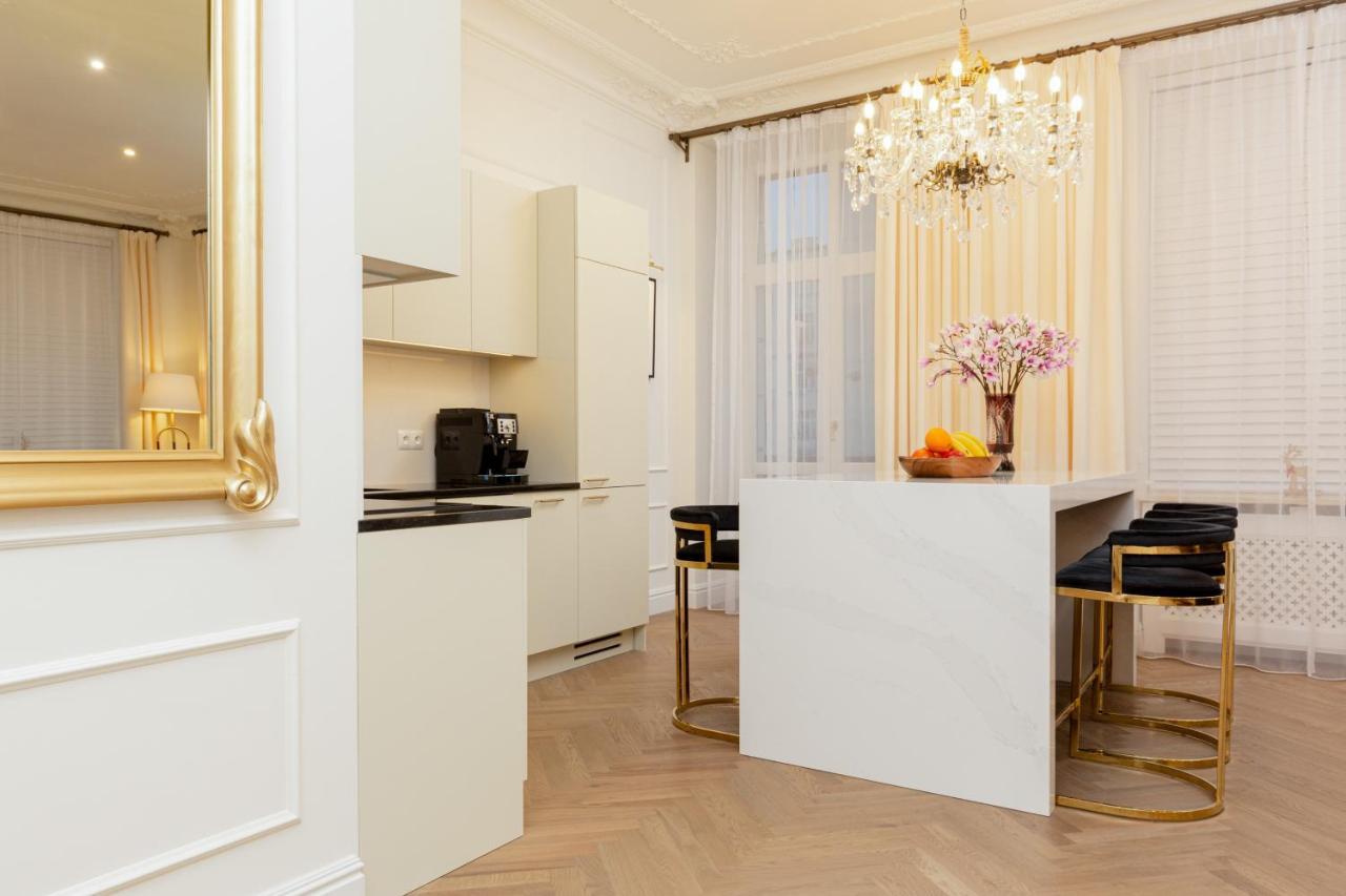 Royal Apartment Kopernika By Renters Prestige Varsavia Esterno foto
